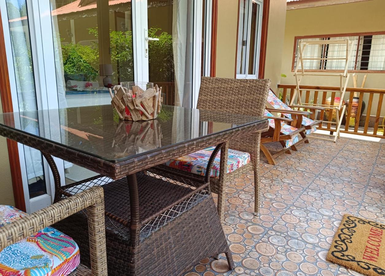 Badamier Self-Catering Διαμέρισμα La Digue Εξωτερικό φωτογραφία